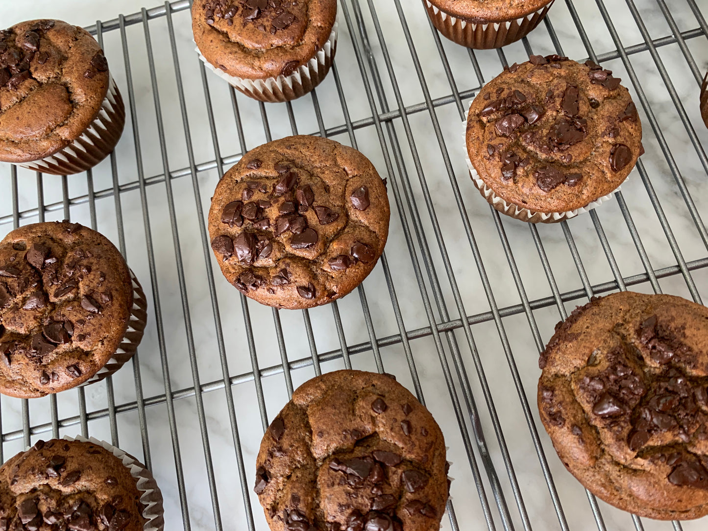 FLOURLESS PEANUT BUTTER BANANA MUFFINS