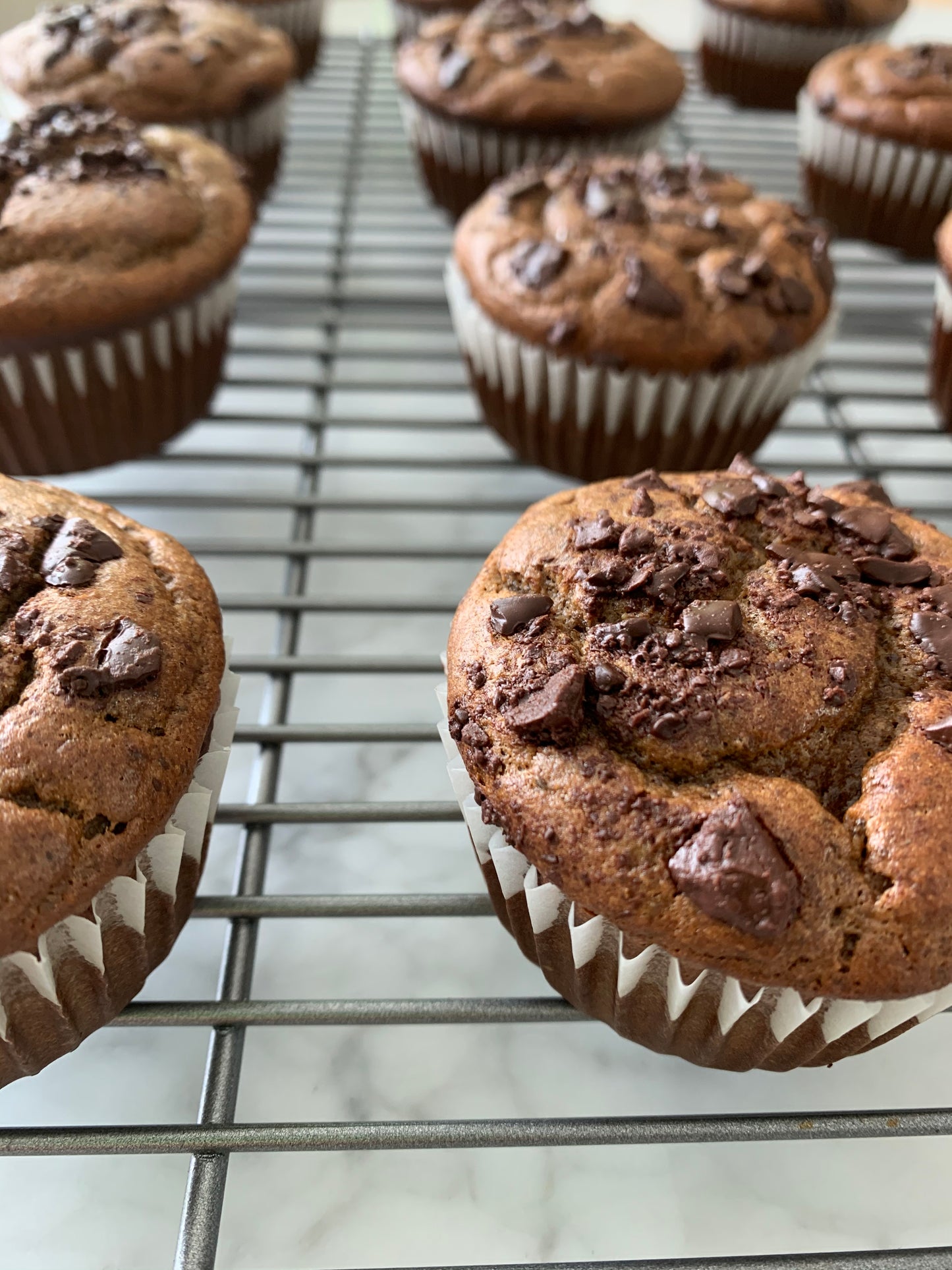 FLOURLESS PEANUT BUTTER BANANA MUFFINS