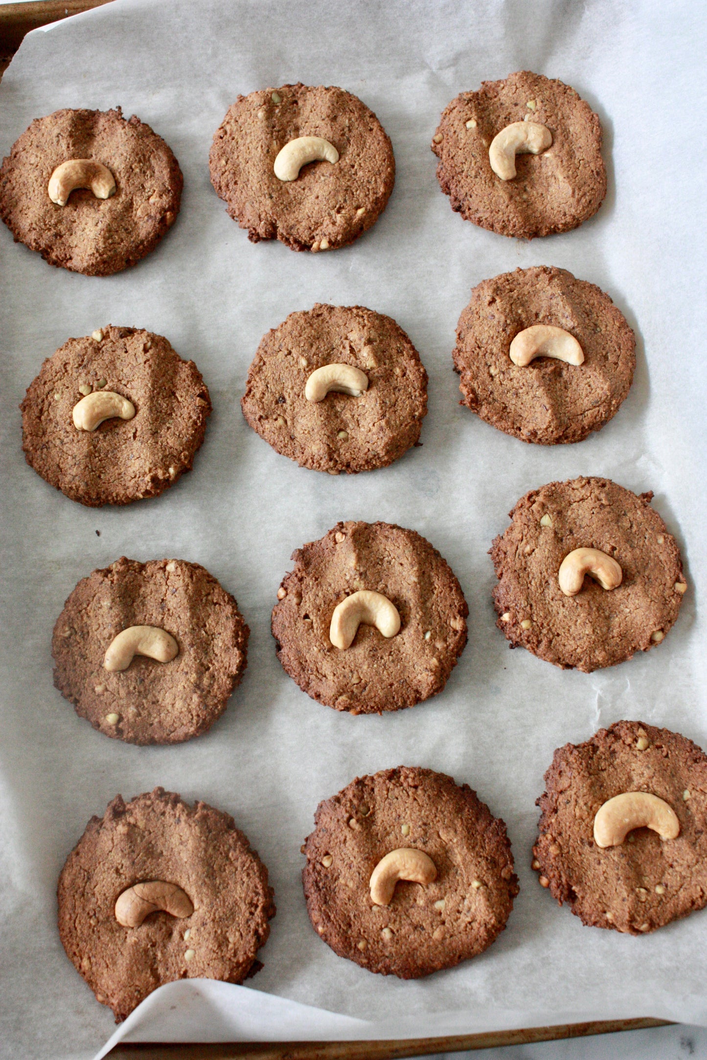 VEGAN PEANUT BUTTER CRUNCH COOKIES