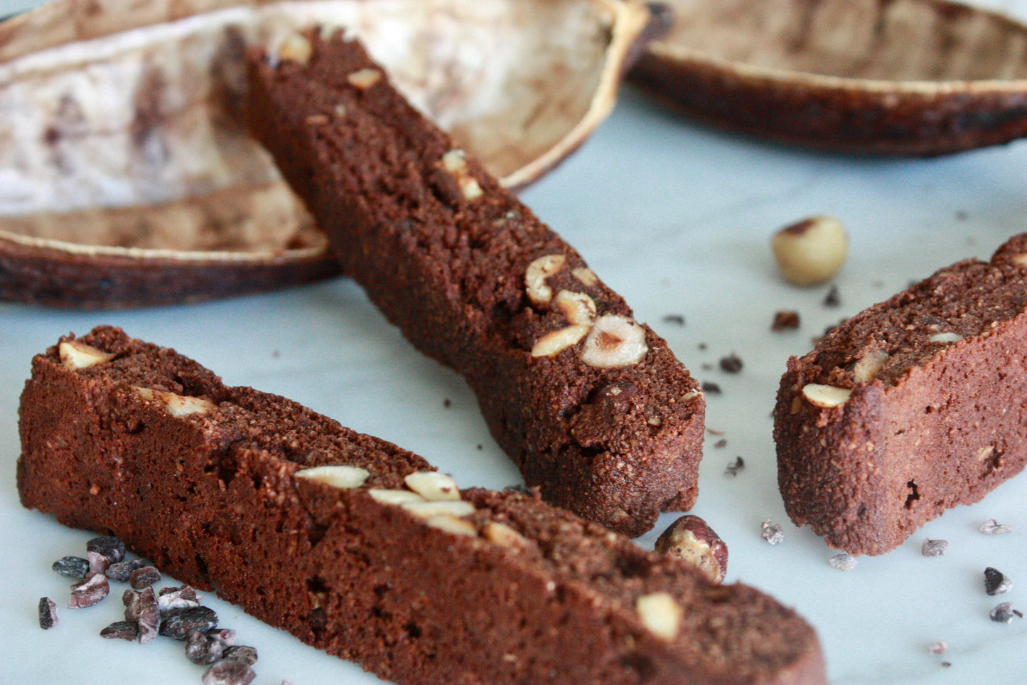 HAZELNUT CACAO BISCOTTI